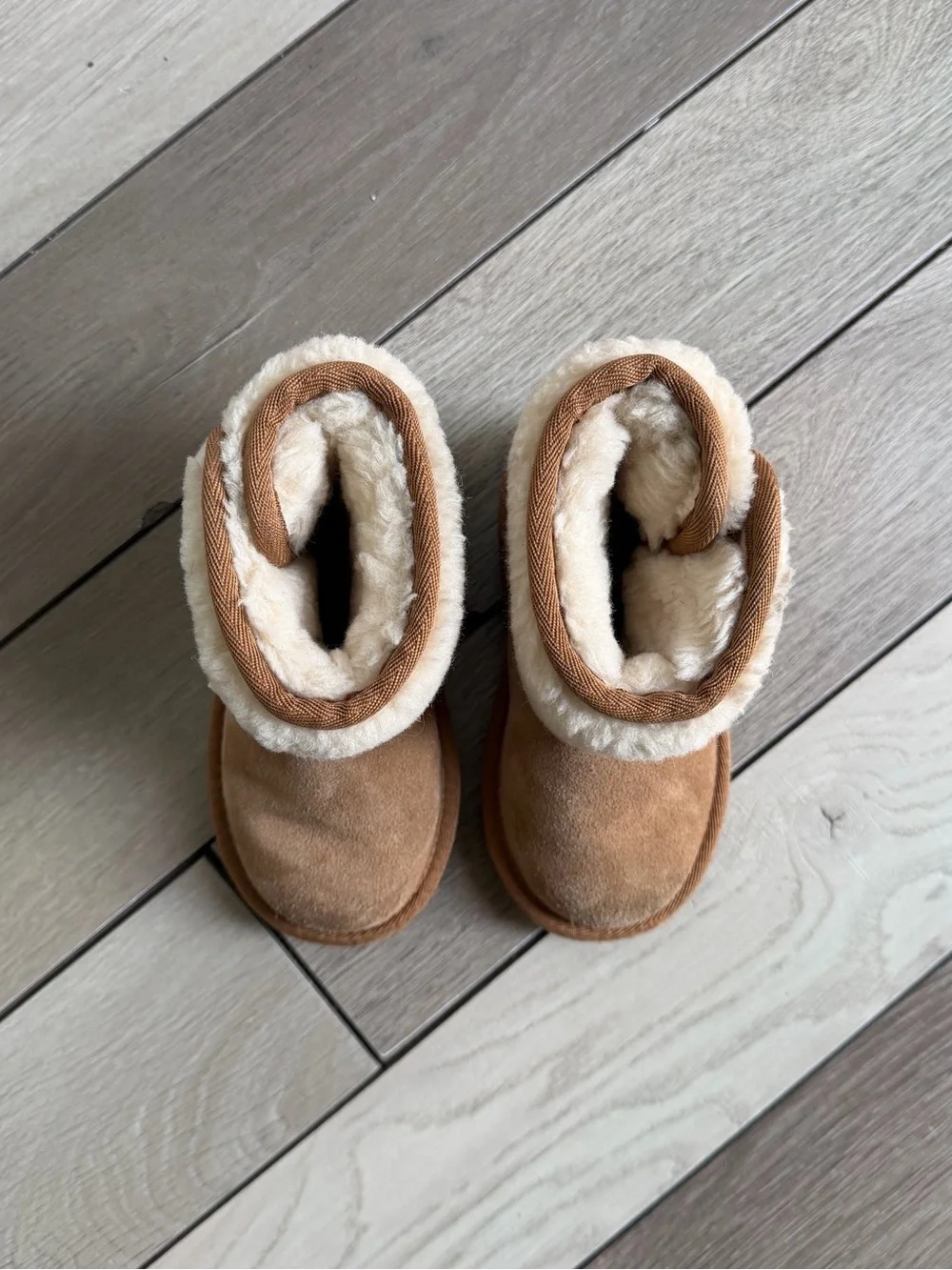 UGG Kids' Classic Jona Luxury Boot